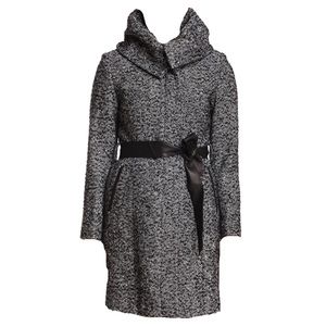 EUC Cole Haan full zip wool coat with lamb skin belt strap Size 2